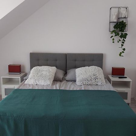 Pokoje I Apartamenty Matdar Mikołajki Szoba fotó